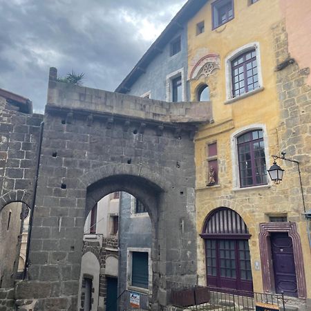 Aux Portes Du Mont Anis Le Puy-en-Velay Dış mekan fotoğraf